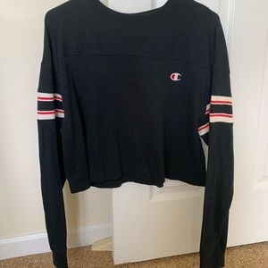 CHAMPION LONG SLEEVE CROP TOP (used)
